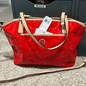 Coach Embossed Patent Leather tote Excellent Condition!